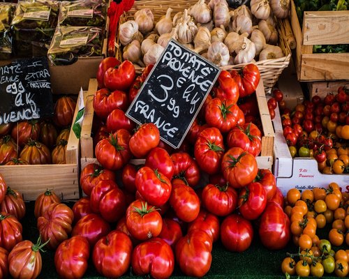 Fresh vegetables and local market ingredients in Colombia